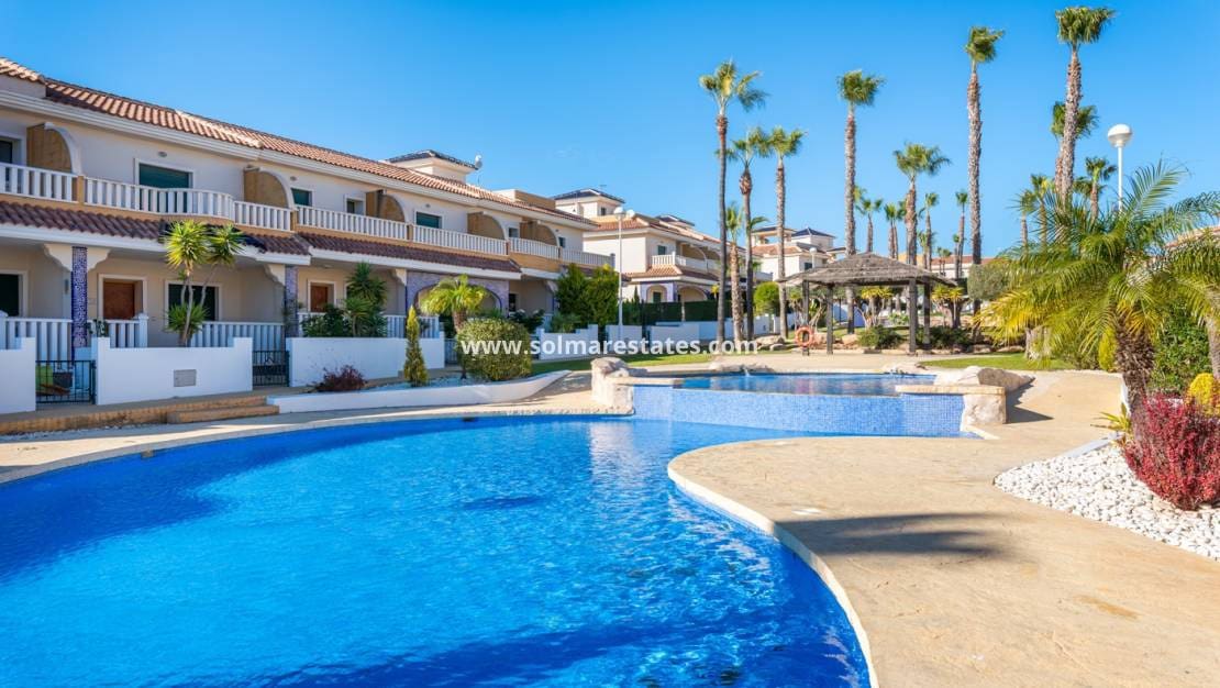 2 quarto Apartamento para venda em Dona Pepa com piscina - 229 000 € (Ref: 9736130)