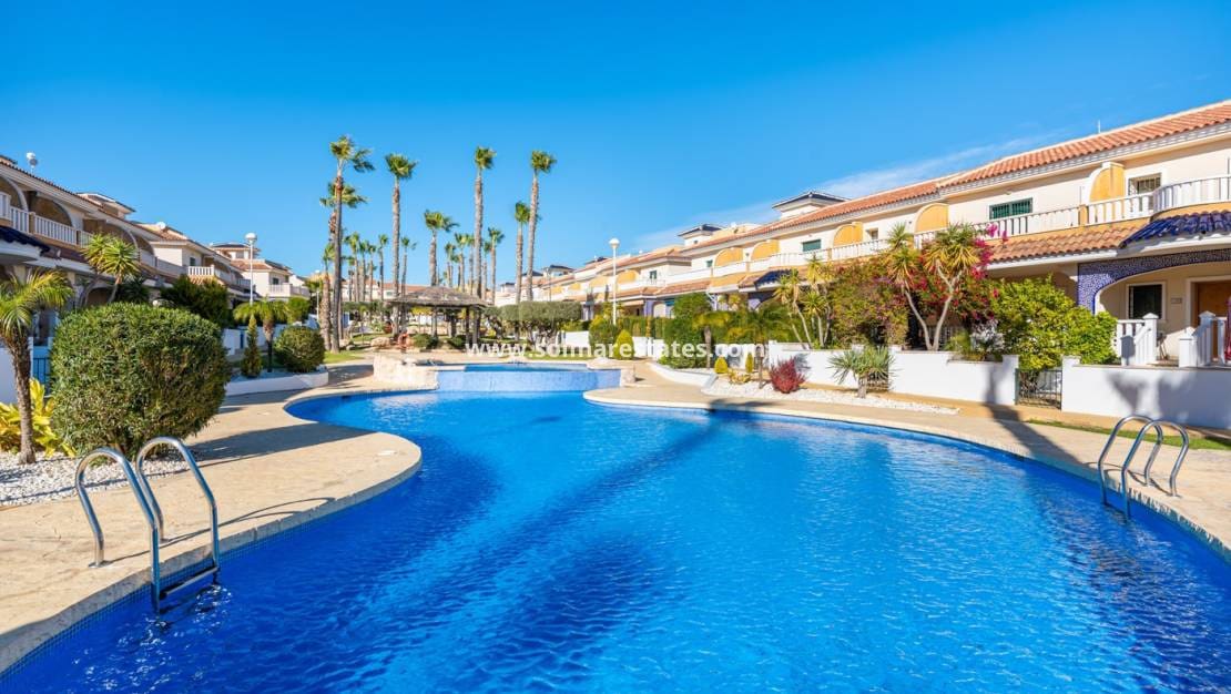 2 quarto Apartamento para venda em Dona Pepa com piscina - 229 000 € (Ref: 9736130)