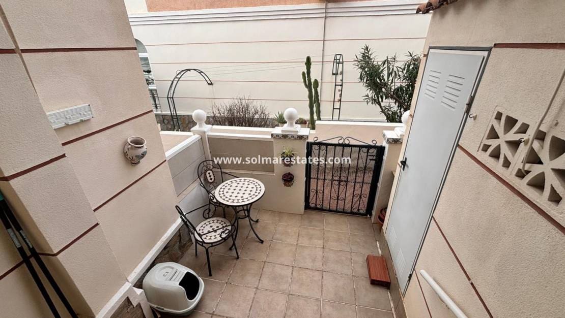 2 quarto Casa em Banda para venda em Dona Pepa com piscina - 164 995 € (Ref: 9736132)