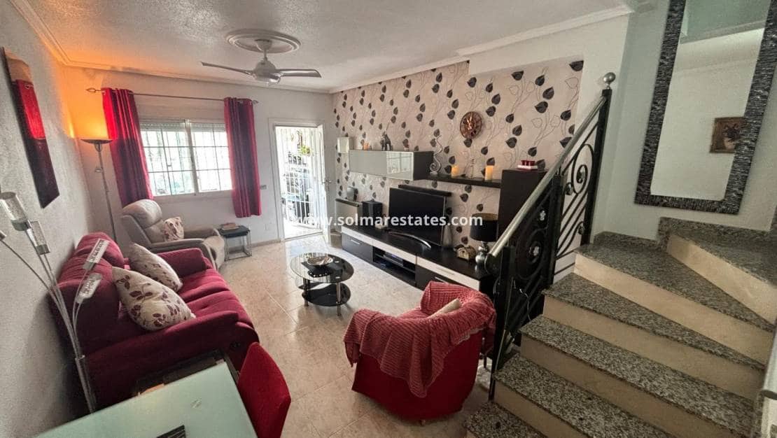 2 quarto Casa em Banda para venda em Dona Pepa com piscina - 164 995 € (Ref: 9736132)