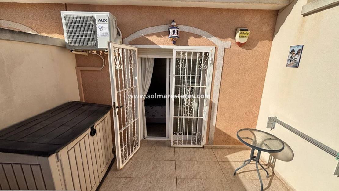 2 quarto Casa em Banda para venda em Dona Pepa com piscina - 164 995 € (Ref: 9736132)