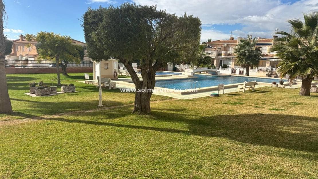 2 quarto Casa em Banda para venda em Dona Pepa com piscina - 164 995 € (Ref: 9736132)