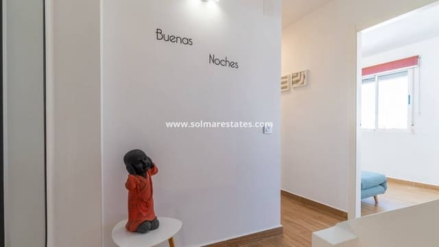 2 slaapkamer Rijtjeshuis te koop in El Chaparral - La Siesta - La Torreta, Torrevieja met zwembad - € 209.900 (Ref: 9736134)