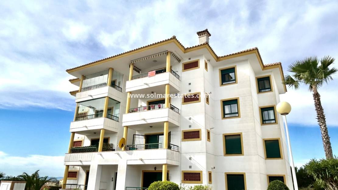 2 bedroom Apartment for sale in Campoamor with pool - € 195,000 (Ref: 9737273)