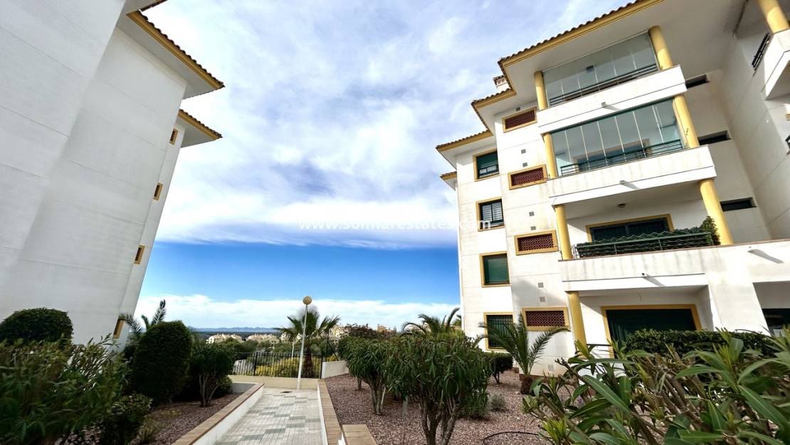 2 bedroom Apartment for sale in Campoamor with pool - € 195,000 (Ref: 9737273)