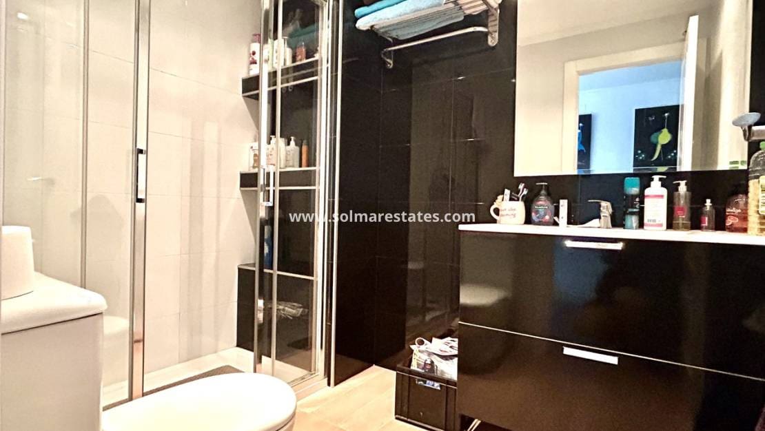 2 bedroom Apartment for sale in Campoamor with pool - € 195,000 (Ref: 9737273)