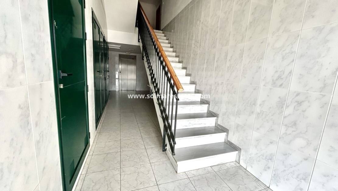 2 bedroom Apartment for sale in Campoamor with pool - € 195,000 (Ref: 9737273)