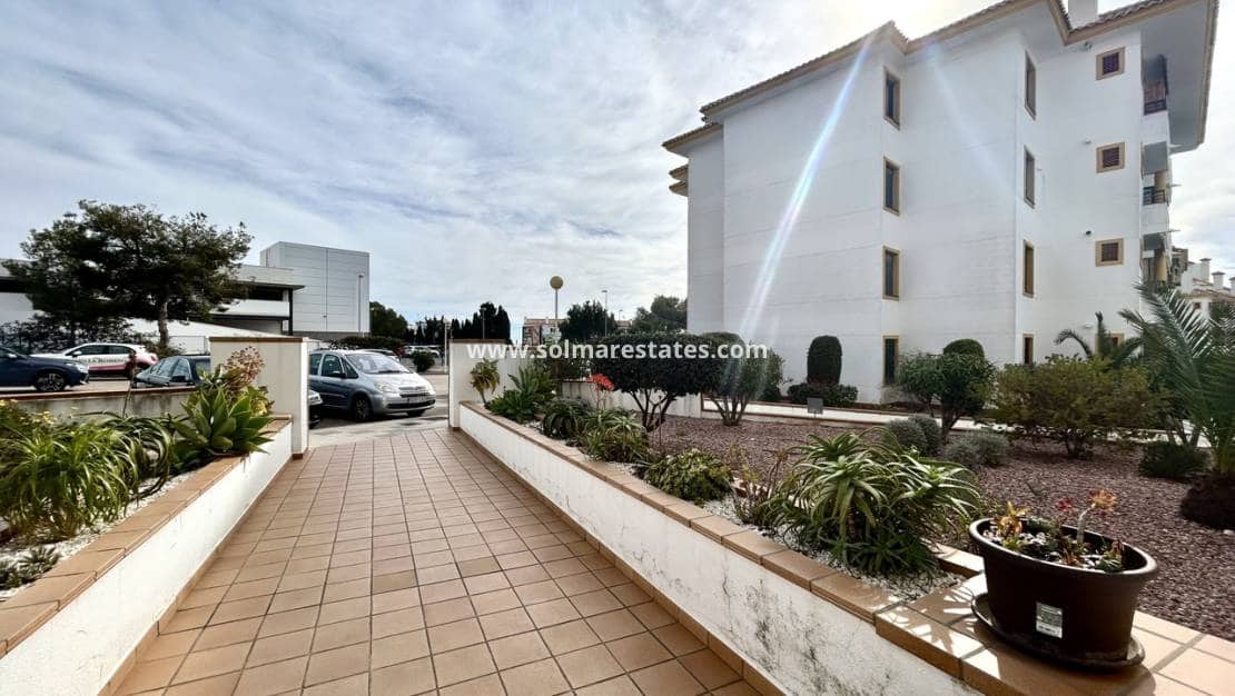 2 bedroom Apartment for sale in Campoamor with pool - € 195,000 (Ref: 9737273)