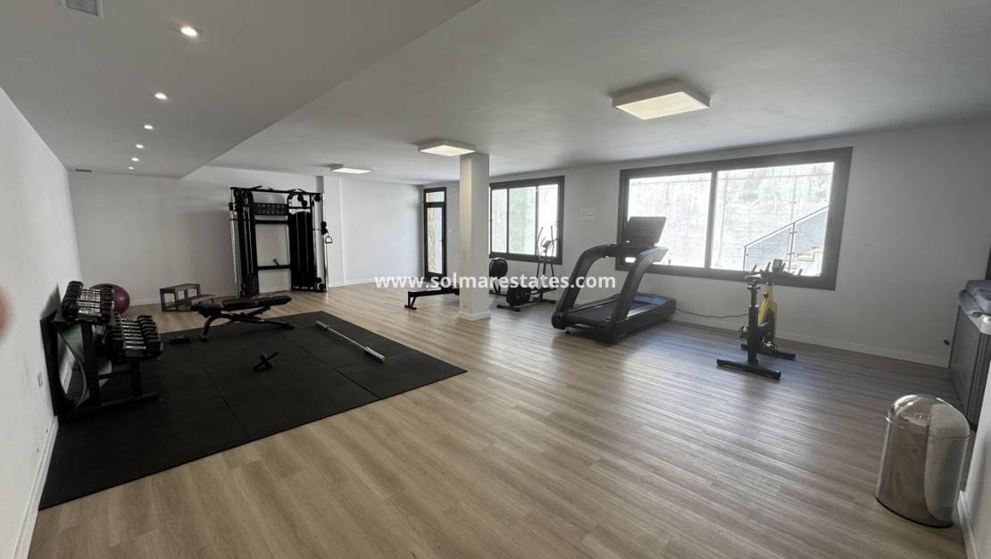 3 slaapkamer Appartement te koop in Playa Flamenca met zwembad - € 450.000 (Ref: 9737274)