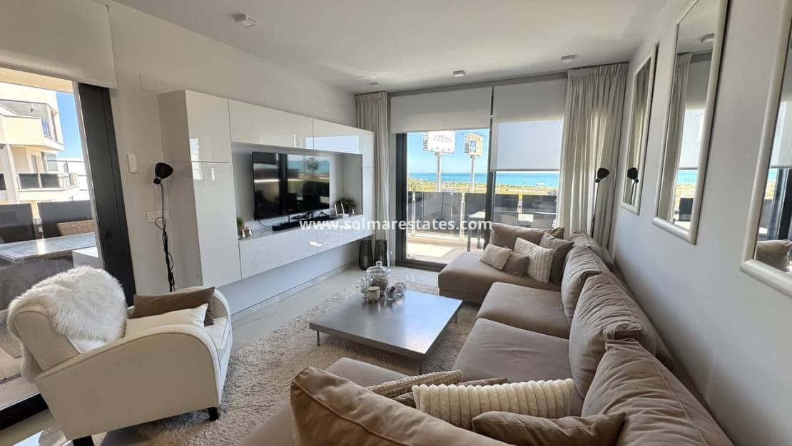 3 slaapkamer Appartement te koop in Playa Flamenca met zwembad - € 450.000 (Ref: 9737274)