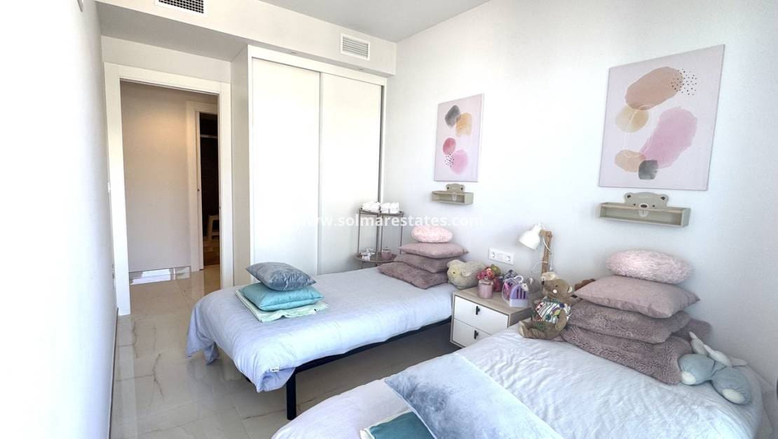 3 slaapkamer Appartement te koop in Playa Flamenca met zwembad - € 450.000 (Ref: 9737274)