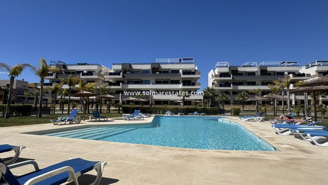 3 slaapkamer Appartement te koop in Playa Flamenca met zwembad - € 450.000 (Ref: 9737274)