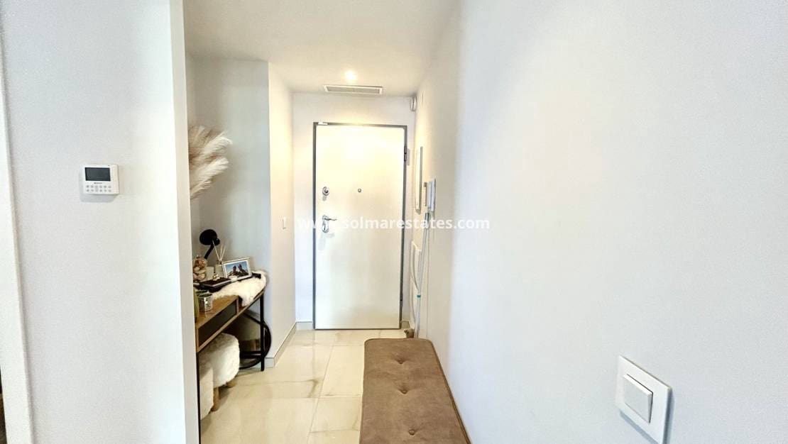 Apartamento de 3 habitaciones en Playa Flamenca en venta con piscina - 450.000 € (Ref: 9737274)
