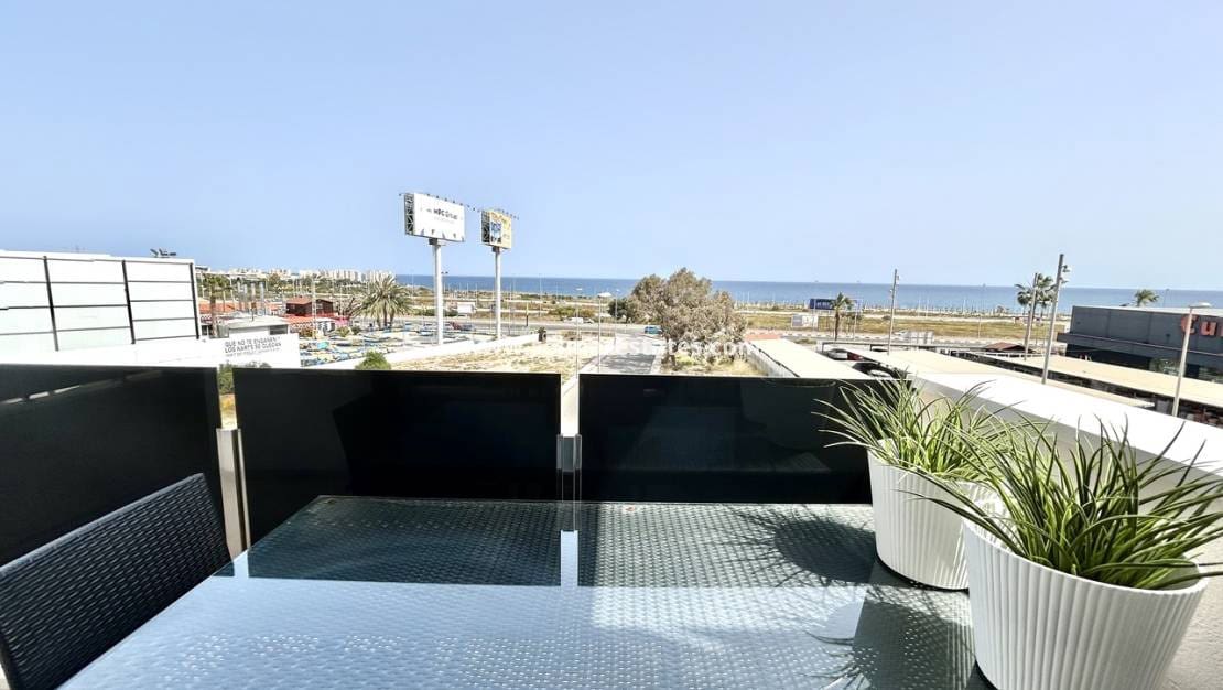 Apartamento de 3 habitaciones en Playa Flamenca en venta con piscina - 450.000 € (Ref: 9737274)