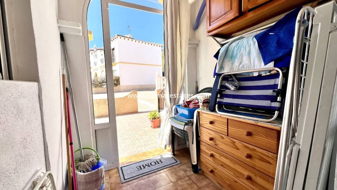 Apartamento de 1 habitación en Villamartin en venta con piscina - 105.000 € (Ref: 9739099)