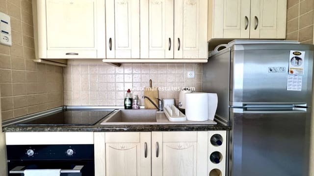 Apartamento de 1 habitación en Villamartin, Orihuela en venta con piscina - 105.000 € (Ref: 9739099)