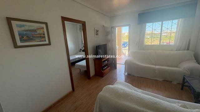 Apartamento de 2 habitaciones en Playa Flamenca, Orihuela en venta con piscina - 149.500 € (Ref: 9739250)