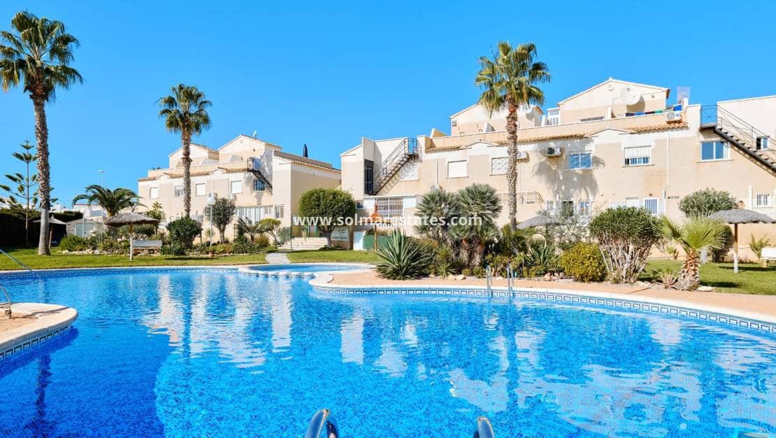 2 bedroom Apartment for sale in Playa Flamenca with pool - € 149,500 (Ref: 9739250)