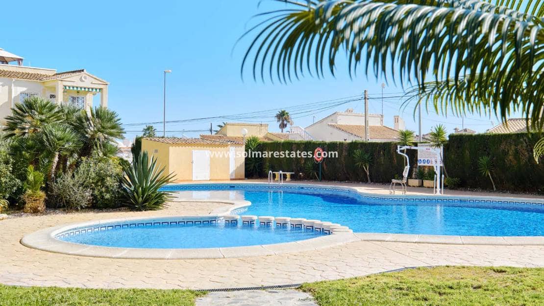 2 bedroom Apartment for sale in Playa Flamenca with pool - € 149,500 (Ref: 9739250)