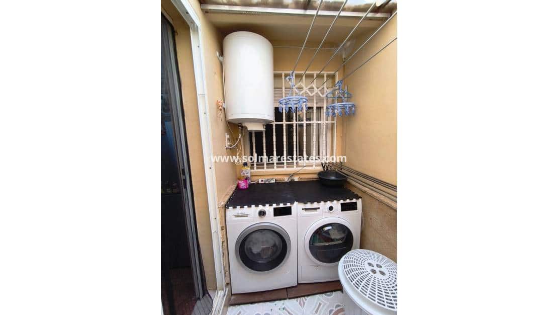 2 bedroom Bungalow for sale in La Florida with pool - € 139,000 (Ref: 9739251)