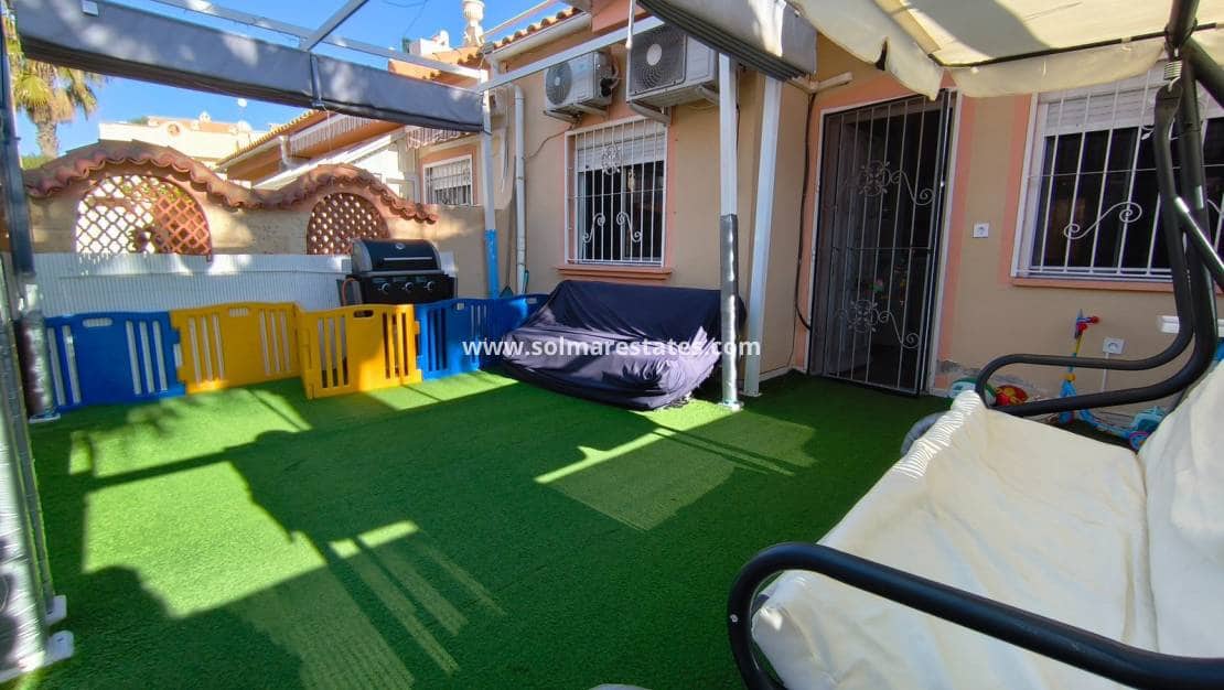 2 bedroom Bungalow for sale in La Florida with pool - € 139,000 (Ref: 9739251)