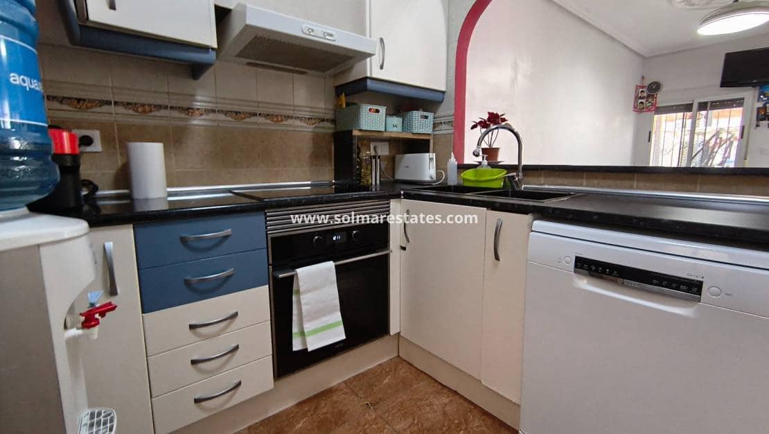 2 bedroom Bungalow for sale in La Florida with pool - € 139,000 (Ref: 9739251)