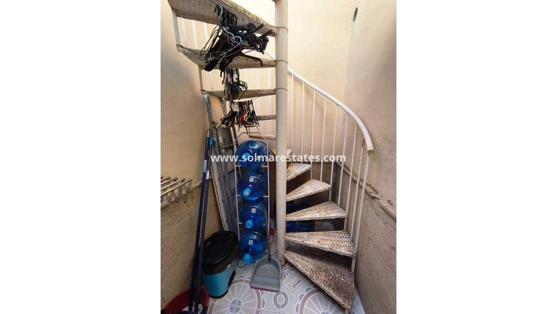 2 bedroom Bungalow for sale in La Florida with pool - € 139,000 (Ref: 9739251)