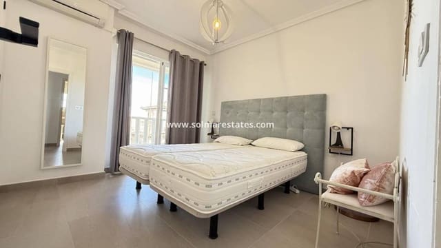 3 soveværelse Lejlighed til salg i Cabo Roig, Orihuela med swimmingpool - € 269.000 (Ref: 9748218)