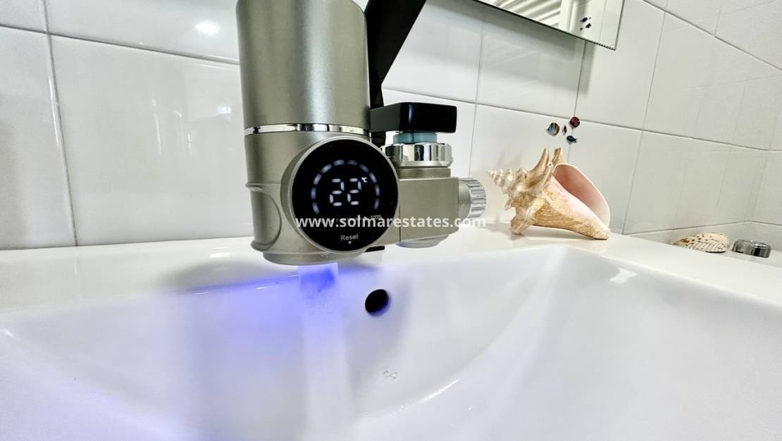 2 slaapkamer Huis te koop in Playa Flamenca met zwembad - € 259.000 (Ref: 9752359)