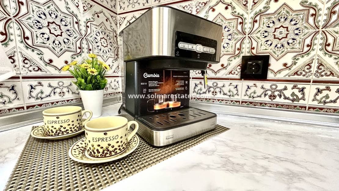 2 slaapkamer Huis te koop in Playa Flamenca met zwembad - € 259.000 (Ref: 9752359)