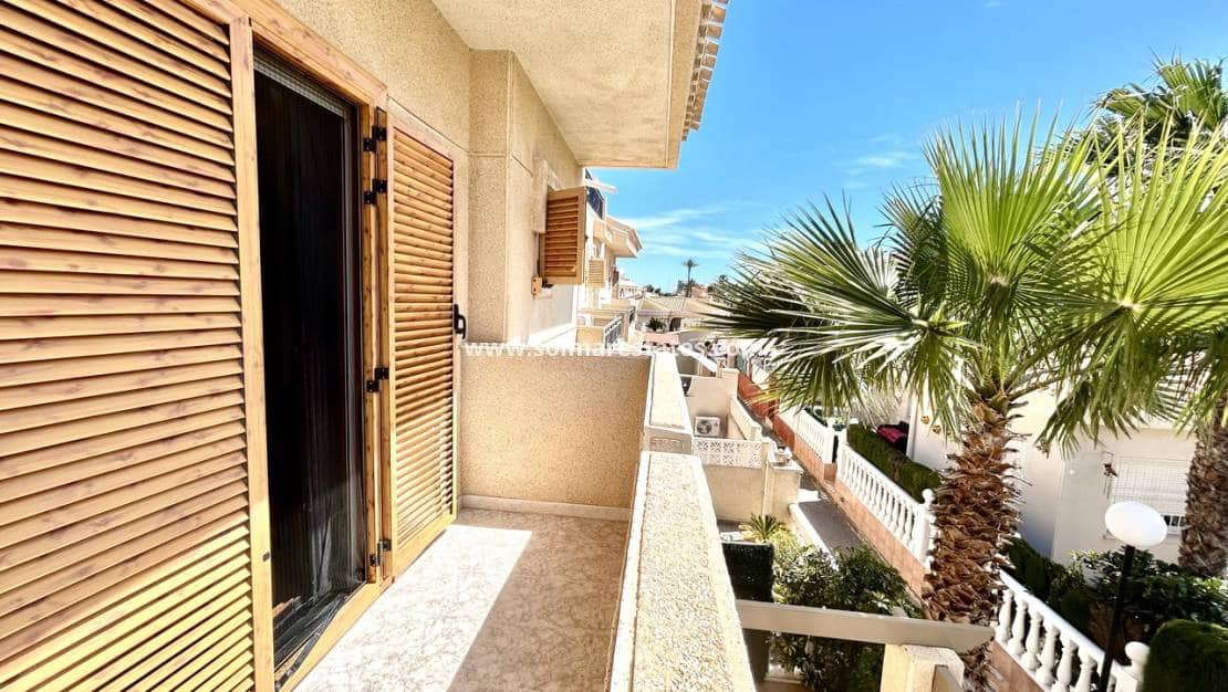 2 slaapkamer Huis te koop in Playa Flamenca met zwembad - € 259.000 (Ref: 9752359)