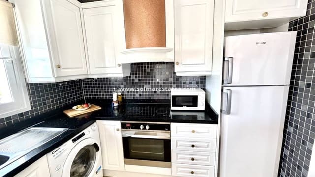 2 soveværelse Lejlighed til salg i Villamartin, Orihuela med swimmingpool - € 190.000 (Ref: 9752360)