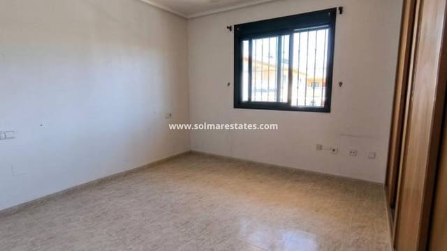 2 soveværelse Lejlighed til salg i Doña Pepa, Rojales med swimmingpool - € 169.950 (Ref: 9752472)