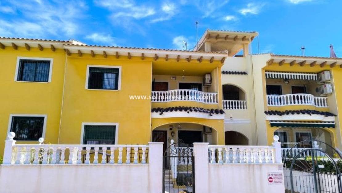 2 soveværelse Lejlighed til salg i Dona Pepa med swimmingpool - € 169.950 (Ref: 9752472)