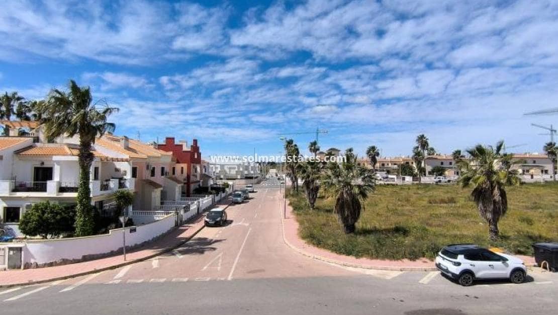 2 soveværelse Lejlighed til salg i Dona Pepa med swimmingpool - € 169.950 (Ref: 9752472)