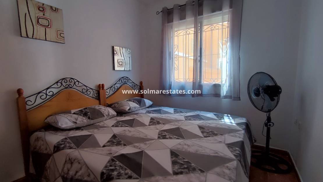 3 sovrum Hus till salu i Los Altos med pool - 215 000 € (Ref: 9752473)