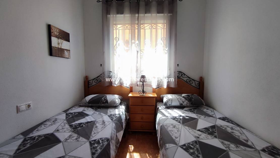 3 sovrum Hus till salu i Los Altos med pool - 215 000 € (Ref: 9752473)