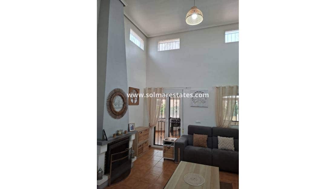 5 soveværelse Villa til salg i Catral med swimmingpool - € 449.995 (Ref: 9772439)