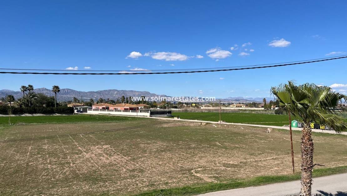 5 soveværelse Villa til salg i Catral med swimmingpool - € 449.995 (Ref: 9772439)