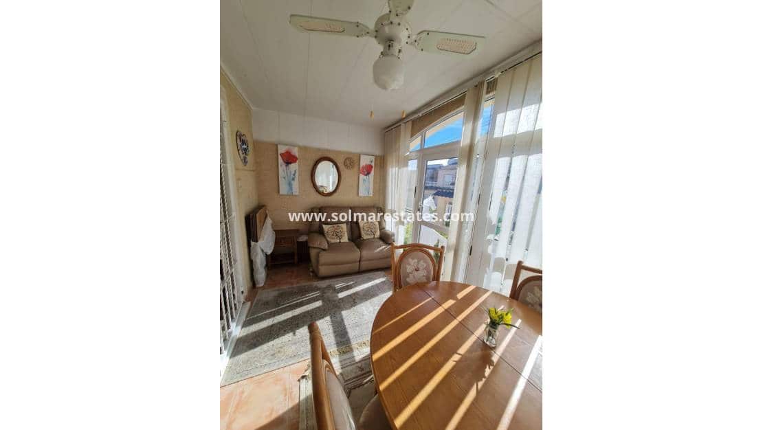 3 camera da letto Villetta Bifamiliare in vendita in Villamartin con piscina - 198.000 € (Rif: 9775887)