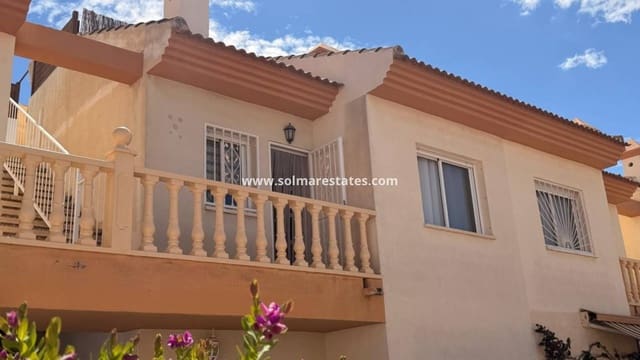 2 chambre Appartement à vendre à Doña Pepa, Rojales avec piscine - 189 995 € (Ref: 9776900)