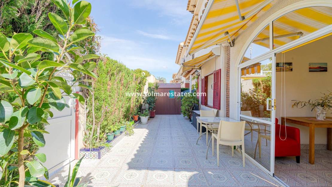 2 camera da letto Appartamento in vendita in Orihuela Costa con piscina - 165.000 € (Rif: 9776902)