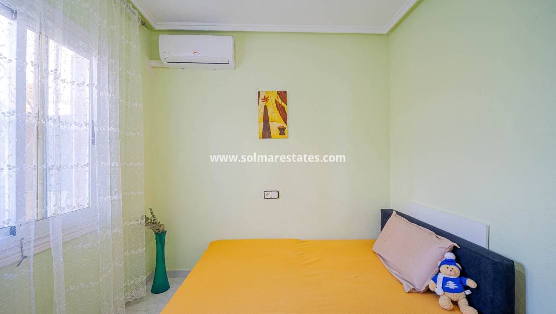 2 camera da letto Appartamento in vendita in Orihuela Costa con piscina - 165.000 € (Rif: 9776902)