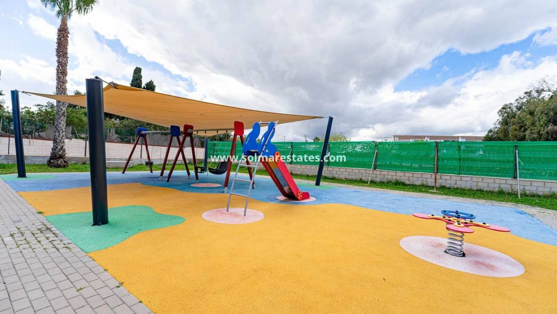 2 camera da letto Appartamento in vendita in Orihuela Costa con piscina - 165.000 € (Rif: 9776902)