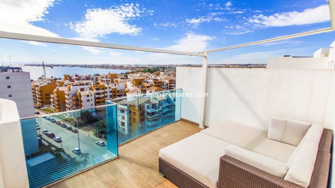 2 chambre Appartement à vendre à Punta Prima avec piscine - 599 000 € (Ref: 9776903)