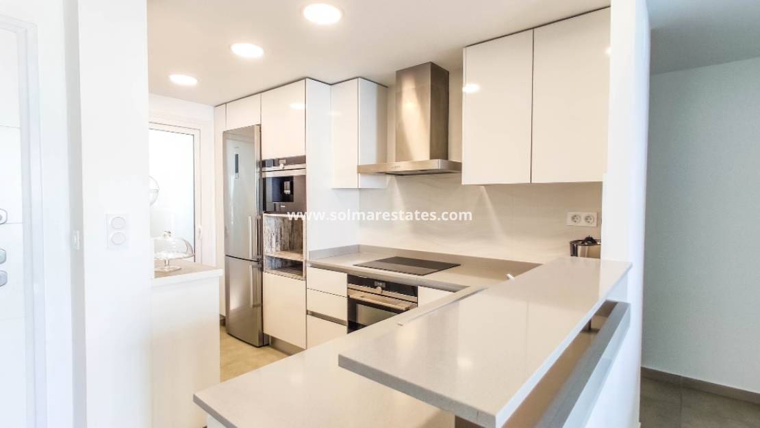 2 chambre Appartement à vendre à Punta Prima avec piscine - 599 000 € (Ref: 9776903)