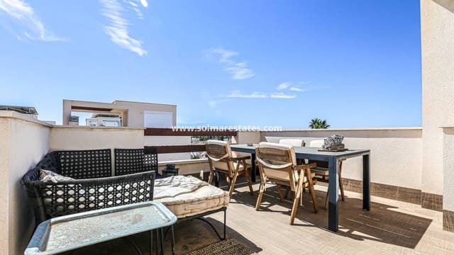 3 soveværelse Villa til salg i Doña Pepa, Rojales med swimmingpool - € 550.000 (Ref: 9776904)