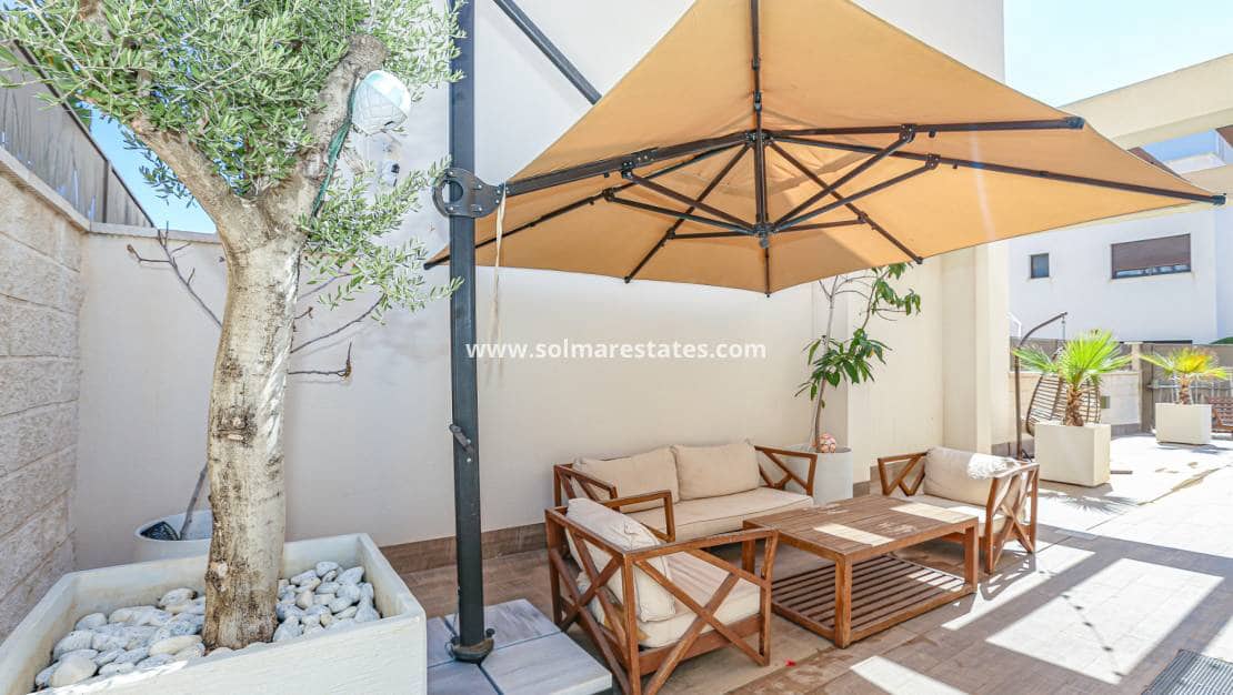 3 soveværelse Villa til salg i Dona Pepa med swimmingpool - € 550.000 (Ref: 9776904)