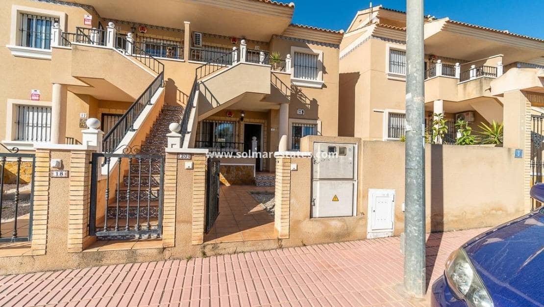 2 soveværelse Lejlighed til salg i Villamartin med swimmingpool - € 169.000 (Ref: 9776905)