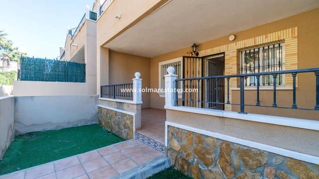 2 soveværelse Lejlighed til salg i Villamartin, Orihuela med swimmingpool - € 169.000 (Ref: 9776905)